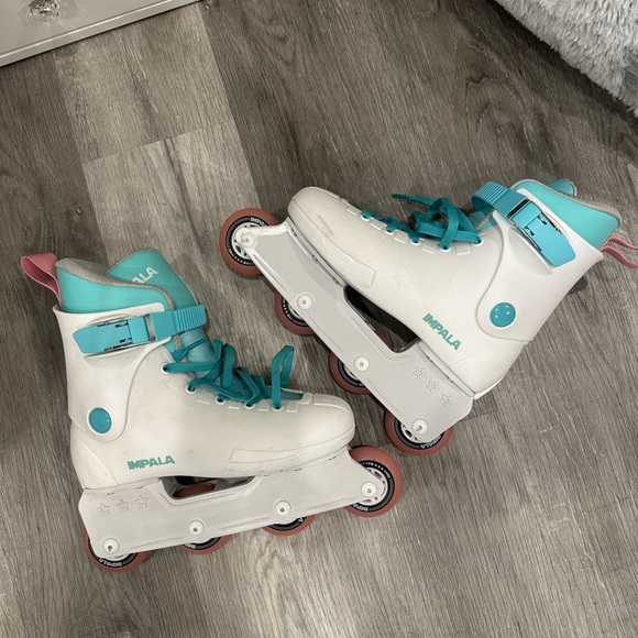 Impala RollerSkates - Picture 2 of 4